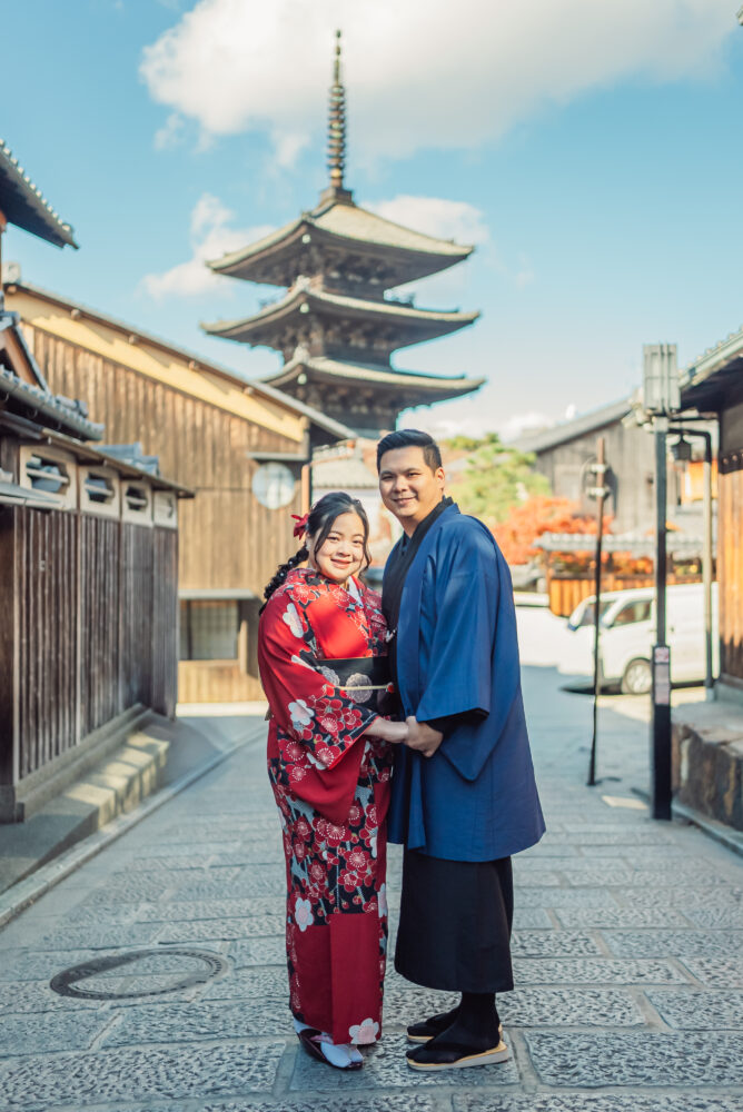 Autumn Couple Portrait at Yasaka Pagoda Kyoto